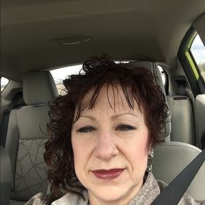 Meet your Posher, Cindy